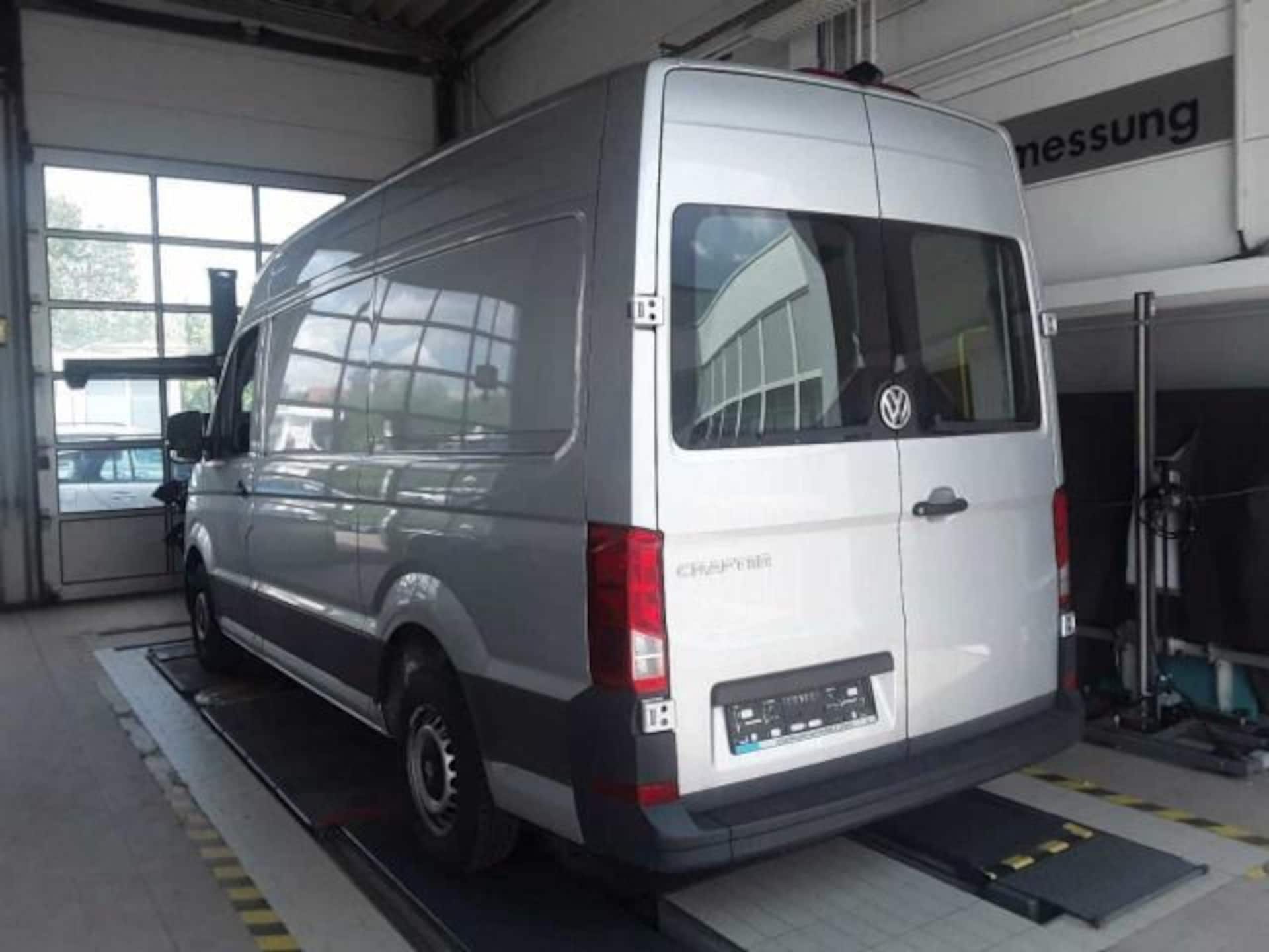 Volkswagen Crafter Kasten mittlerer Radstand