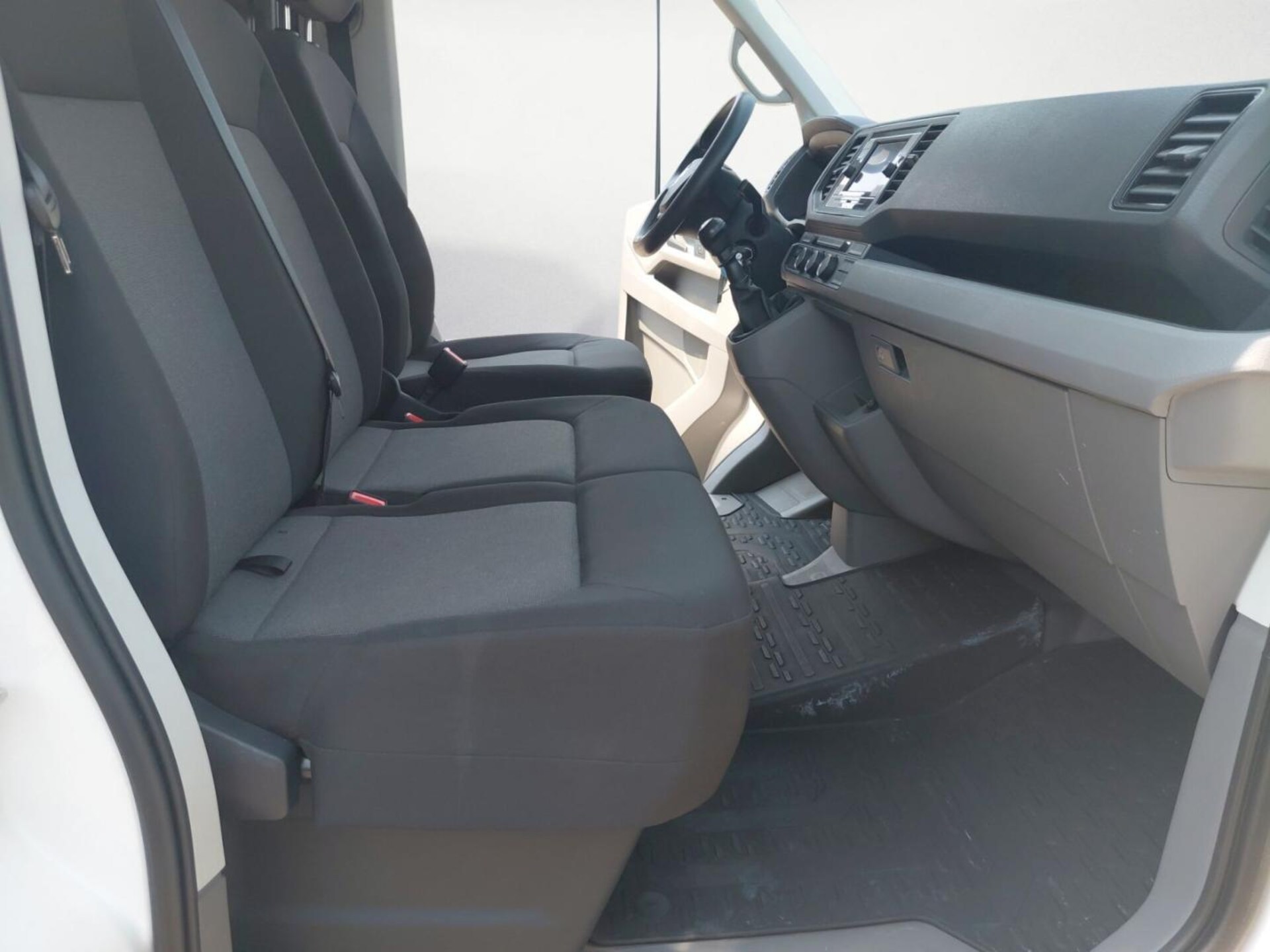 Volkswagen Crafter Kasten mittlerer Radstand