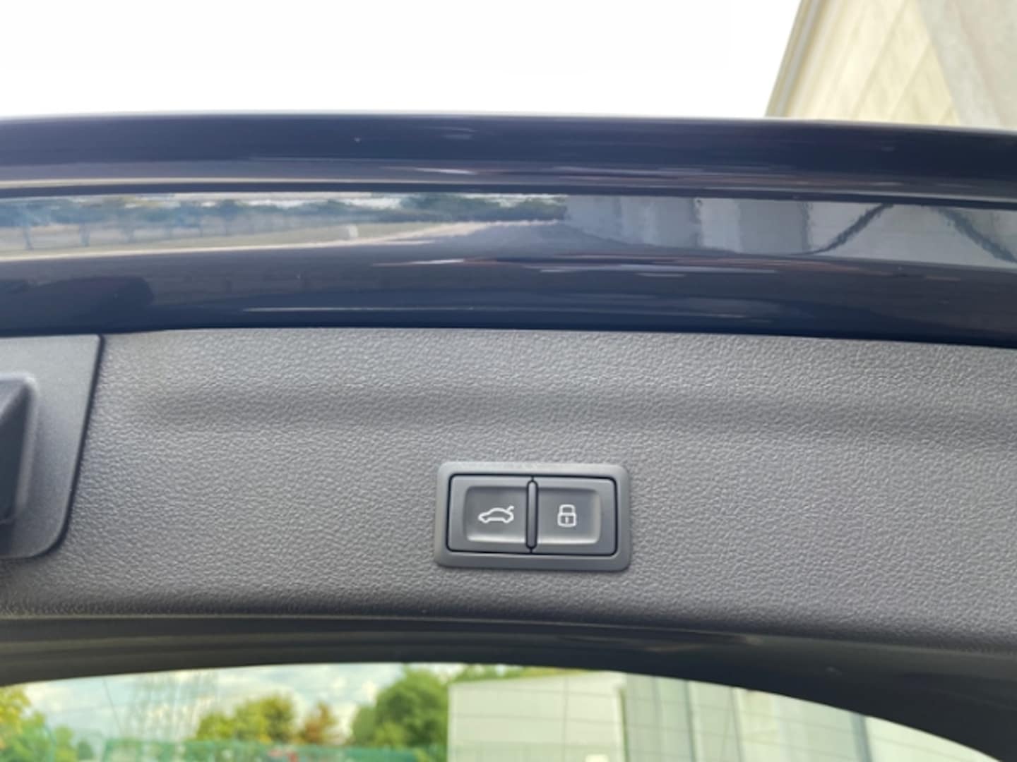 Bild über Audi S6 Avant TDI quattro tiptronic - für weitere Informationen kontaktieren Sie den Audi Partner