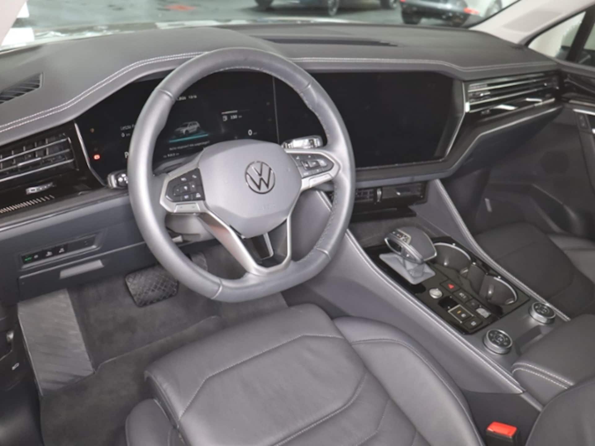 Volkswagen Touareg Basis-Modell