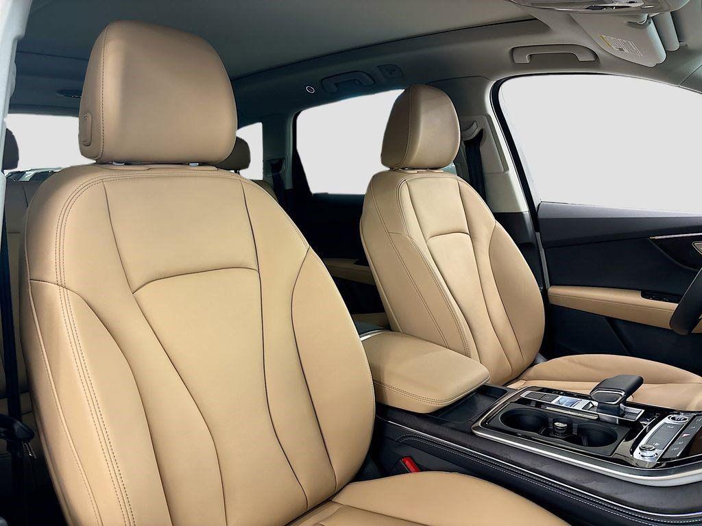 2025 Audi Q7 Premium Plus - Photo 14