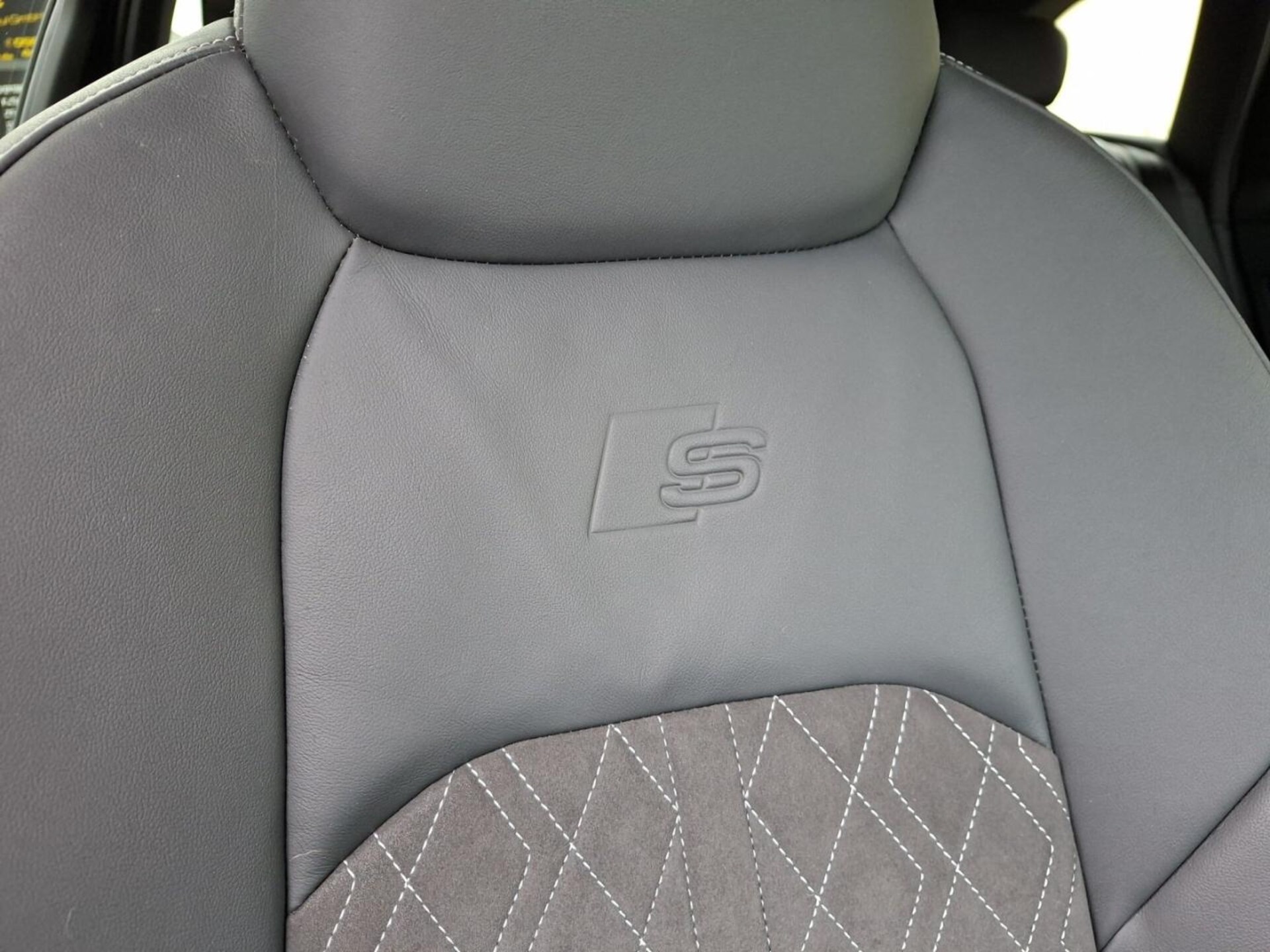 Audi S6 Avant