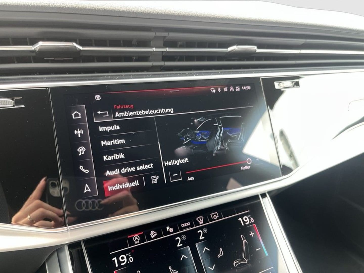 Bild über Audi Q8 SUV 50 TDI quattro tiptronic - für weitere Informationen kontaktieren Sie den Audi Partner