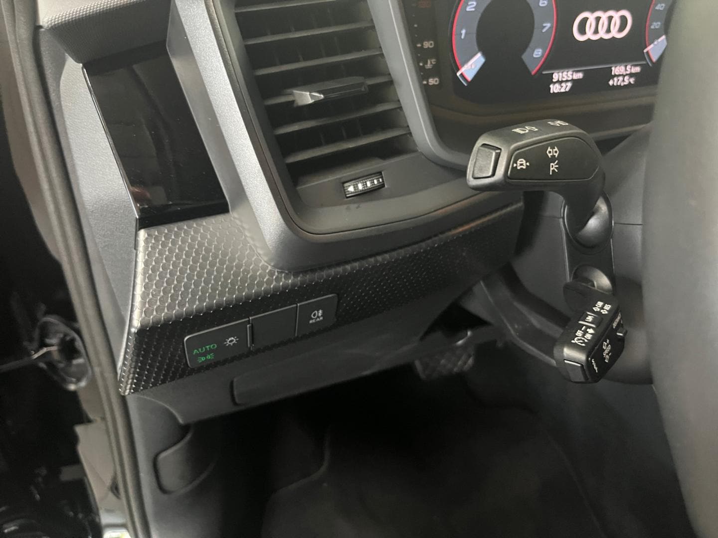 Bild über Audi A1 Sportback advanced 30 TFSI S tronic - für weitere Informationen kontaktieren Sie den Audi Partner