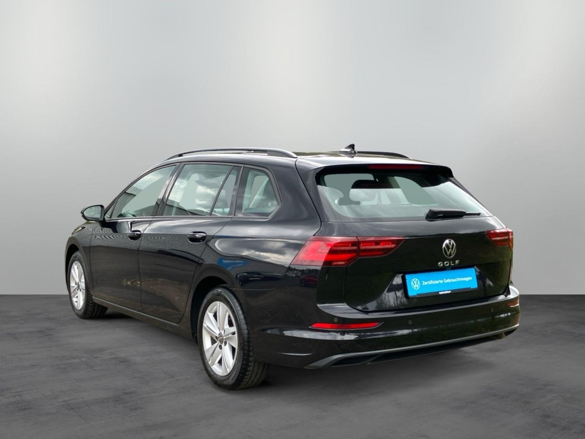 Volkswagen Golf Variant Life