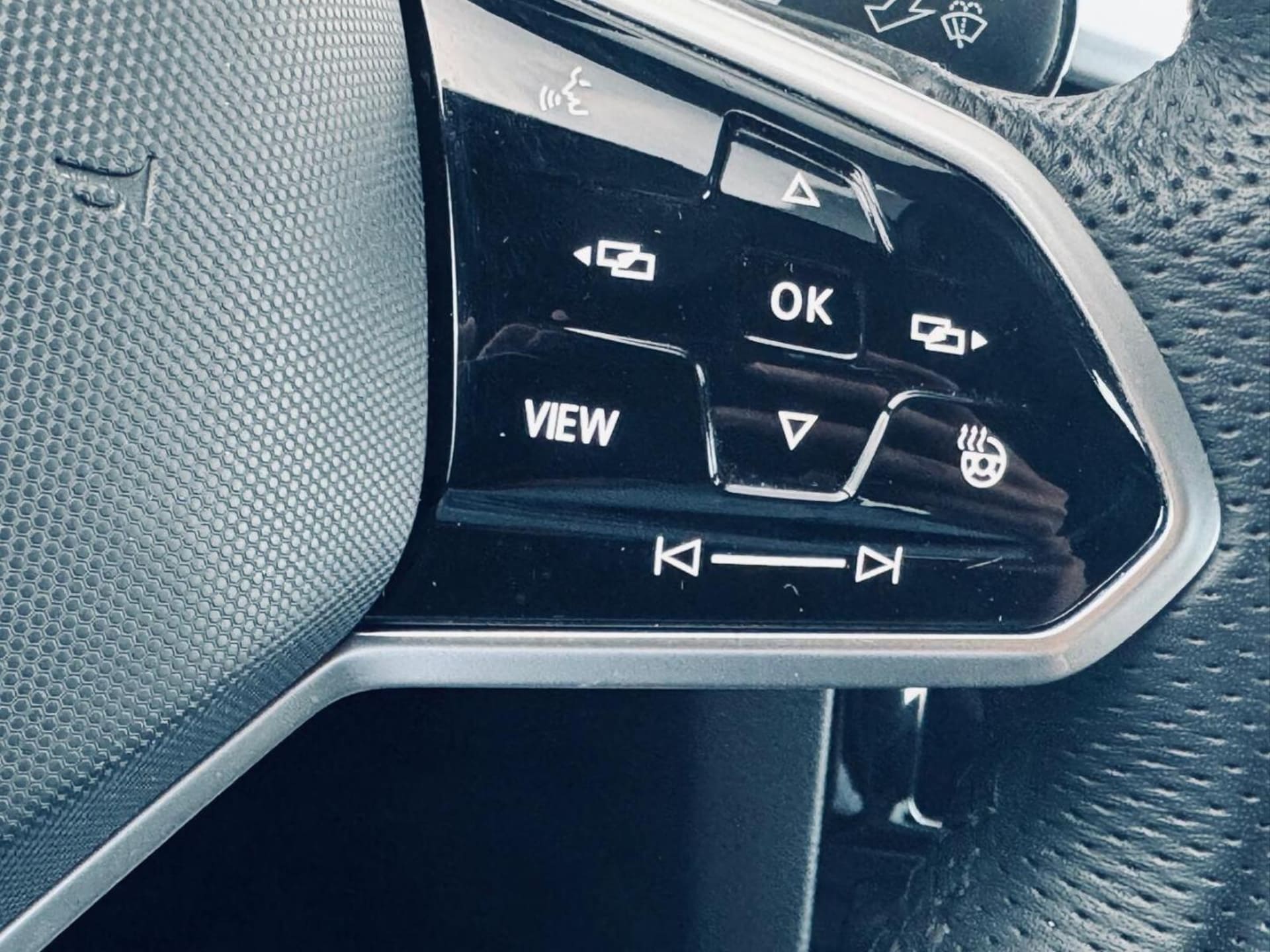 Volkswagen Arteon R-Line