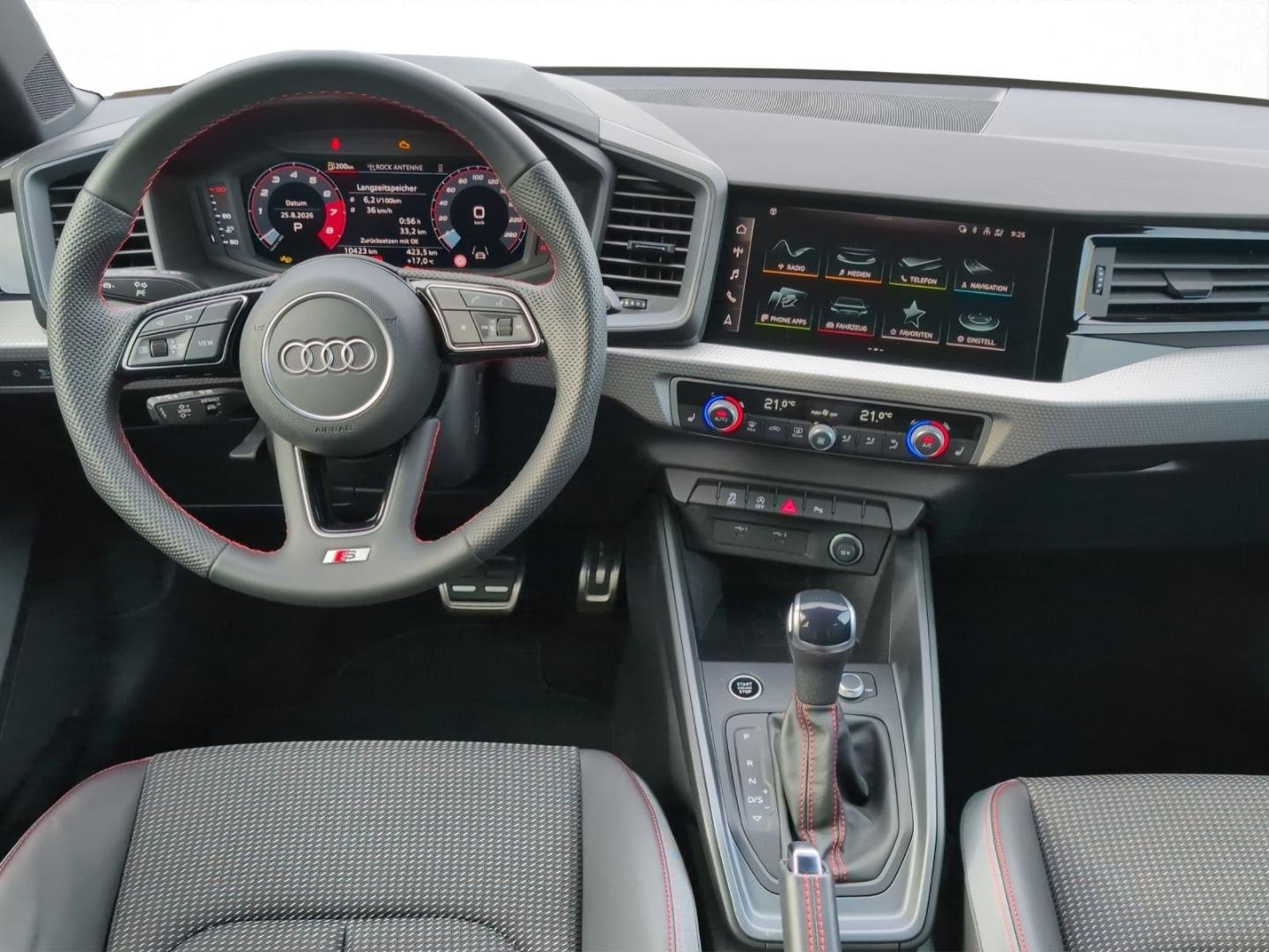 Bild über Audi A1 Sportback S line 35 TFSI S tronic - für weitere Informationen kontaktieren Sie den Audi Partner