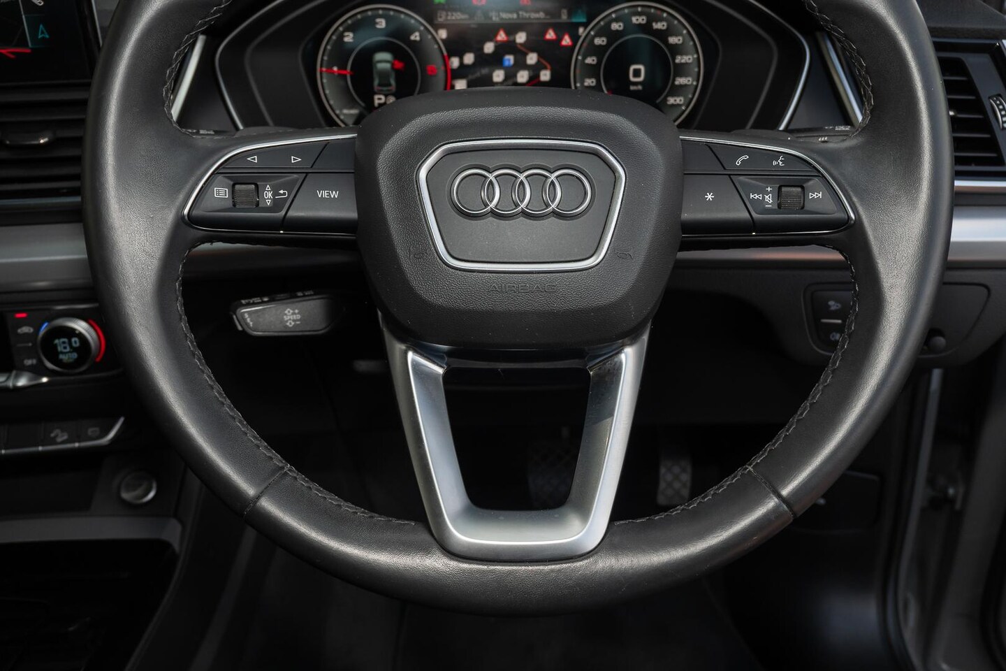Image about Audi Q5 Sportback 40 TDI quattro S tronic
