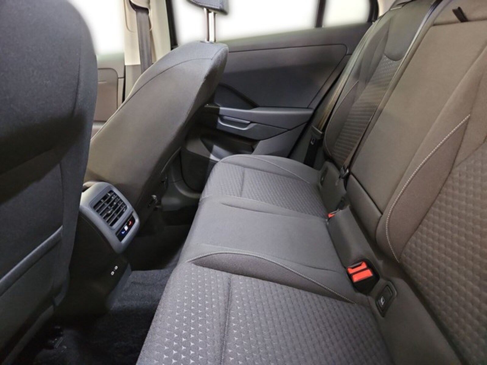 Volkswagen T-Roc – Bild 7