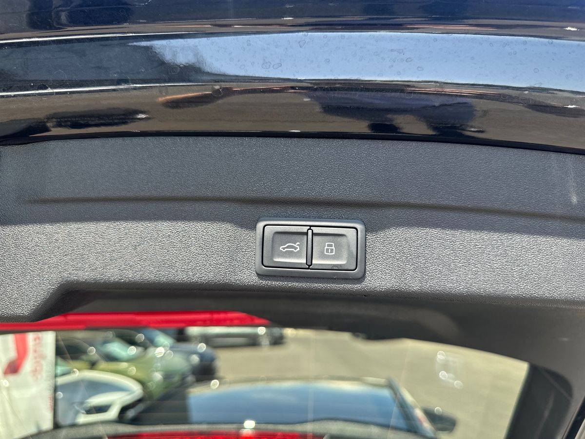 Image about Audi A5 Avant e-hybrid Design e-hybrid quattro 299 chS tronic