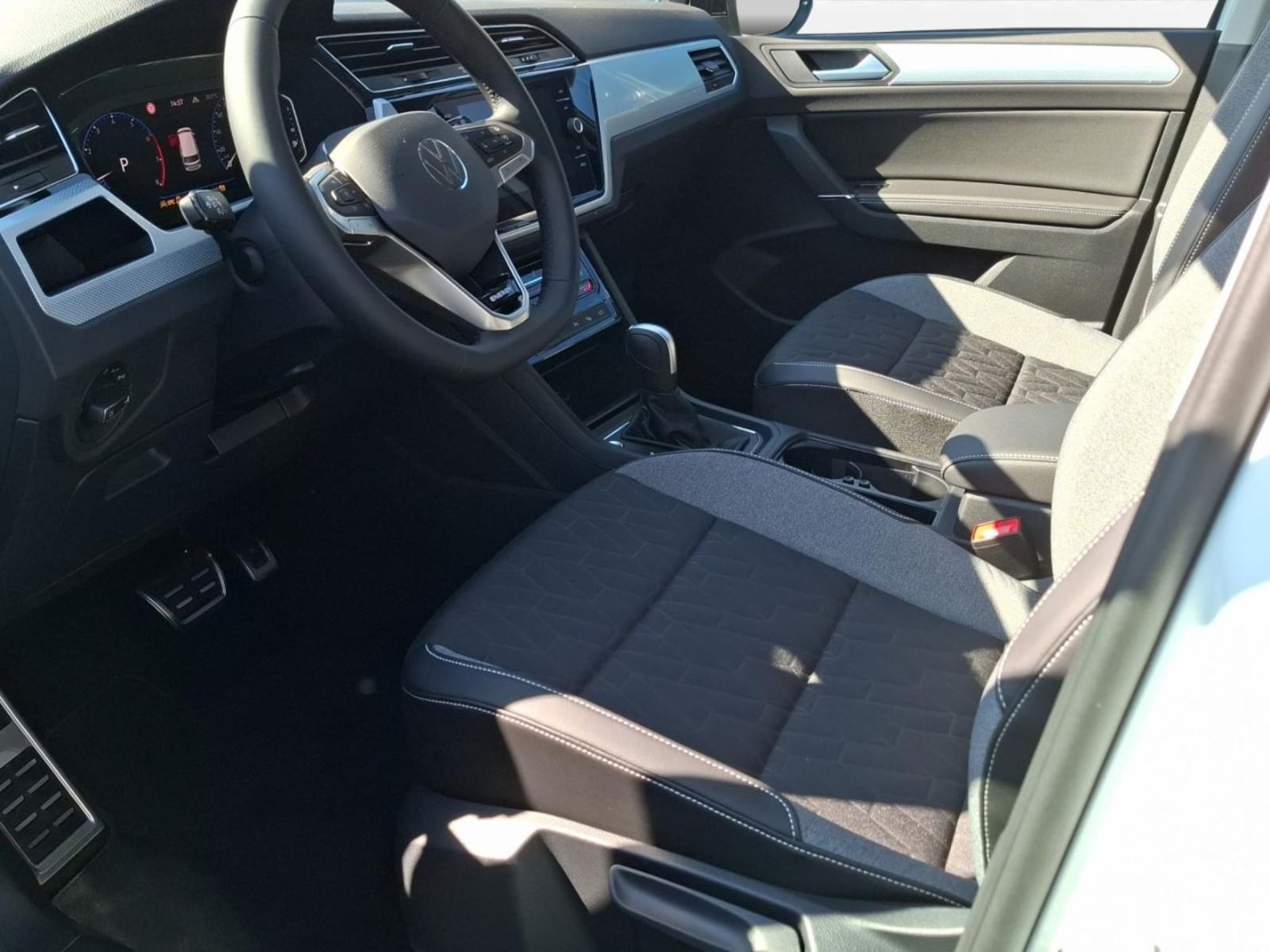 Volkswagen Touran – Bild 2