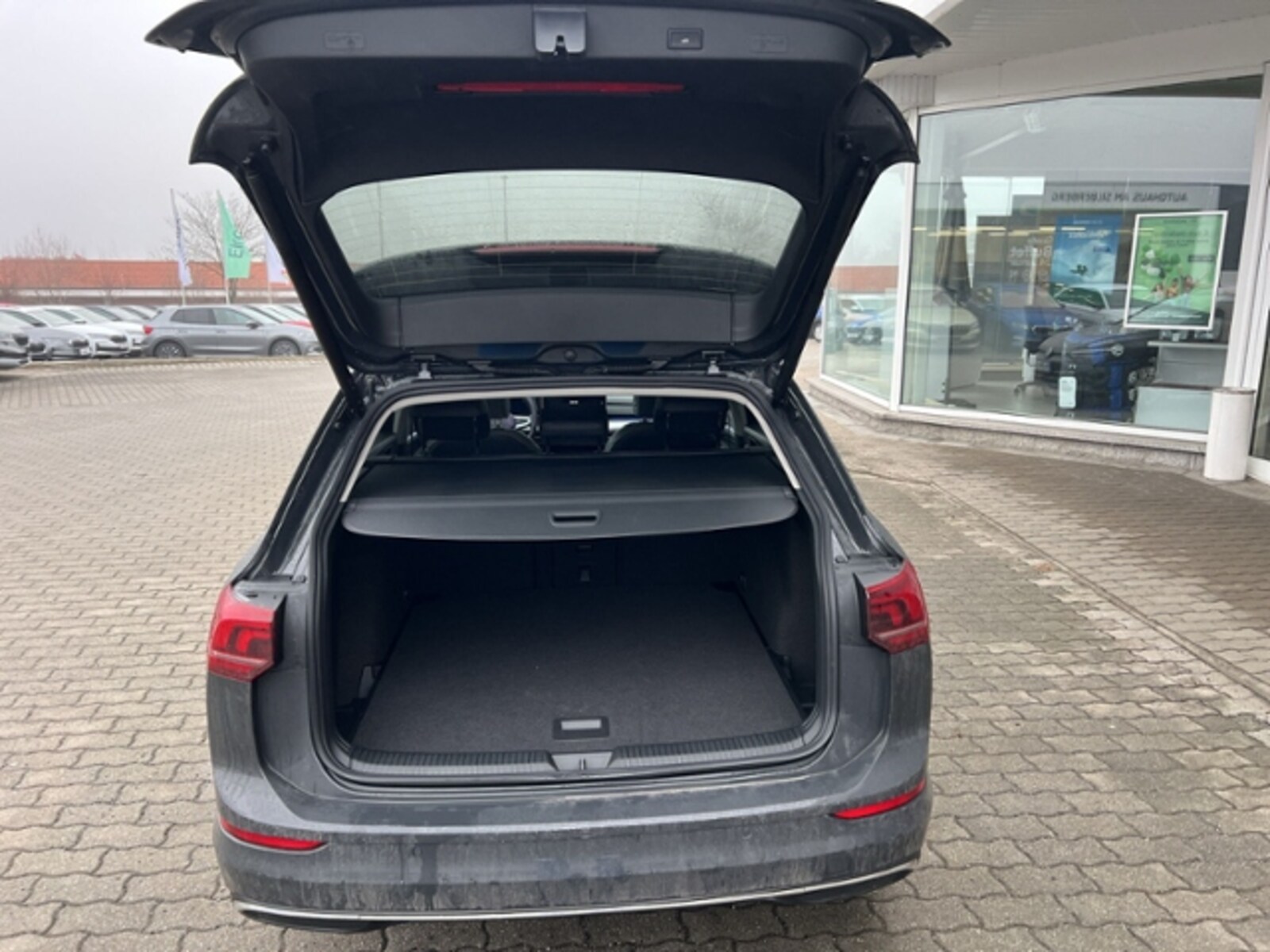Volkswagen Golf Variant – Bild 9
