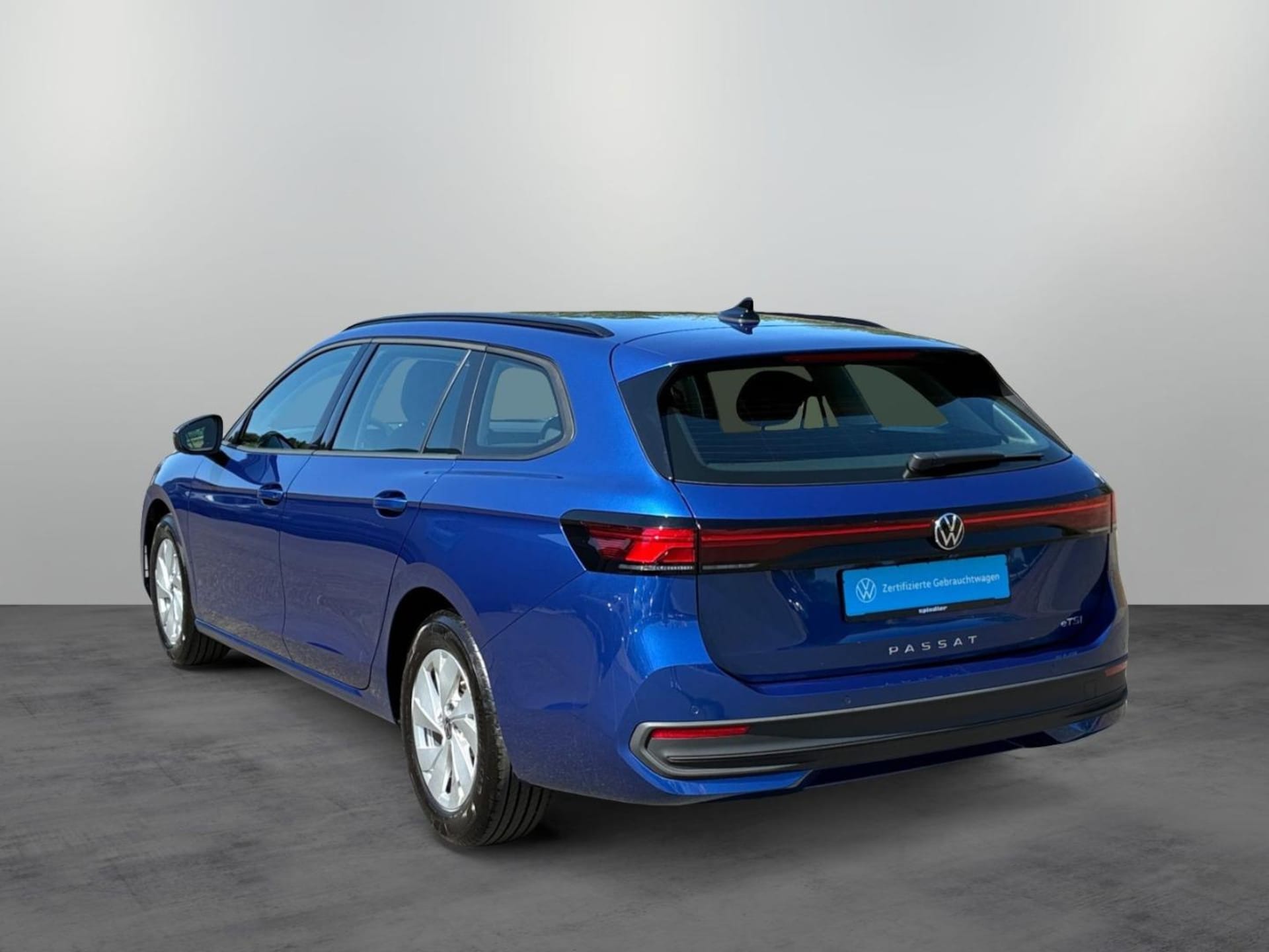 Volkswagen Passat Basis-Modell