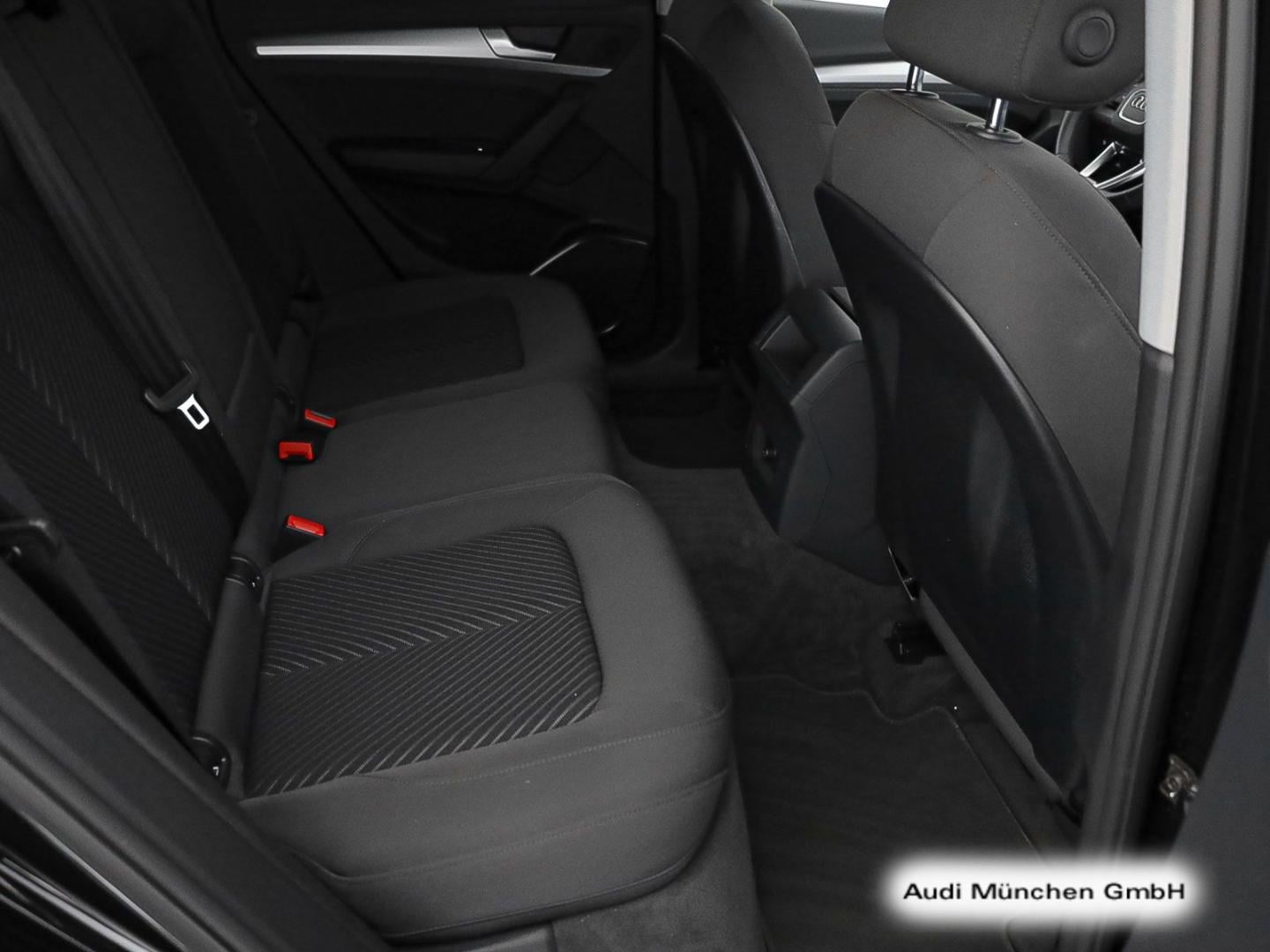 Bild über Audi Q5 Sportback 40 TDI quattro S tronic - für weitere Informationen kontaktieren Sie den Audi Partner