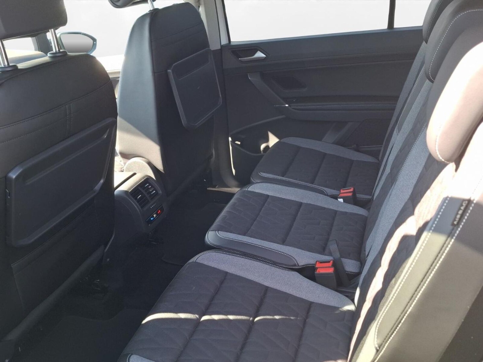Volkswagen Touran – Bild 3