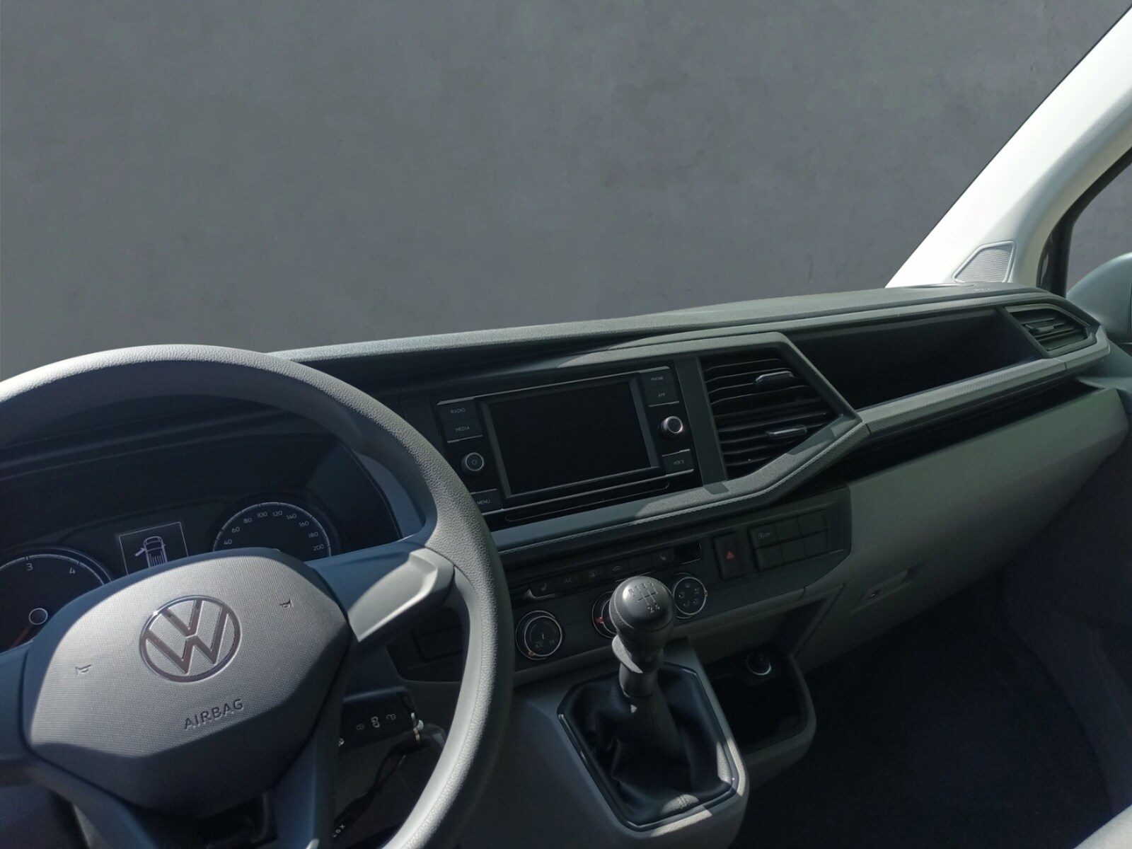 Volkswagen T6.1 Transporter Kasten kurzer Radstand – Bild 7