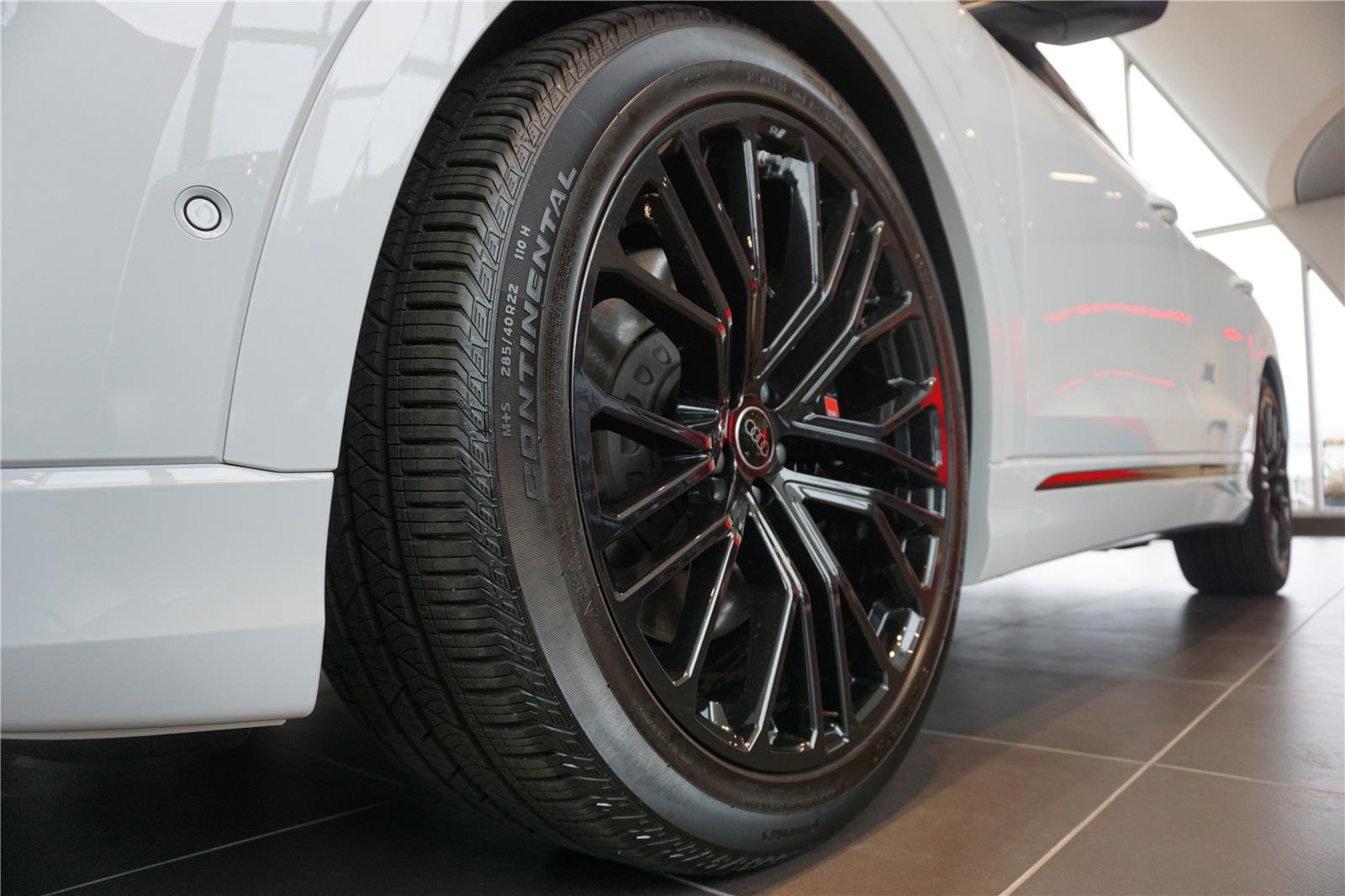 2026 Audi SQ8 Premium Plus - Photo 6