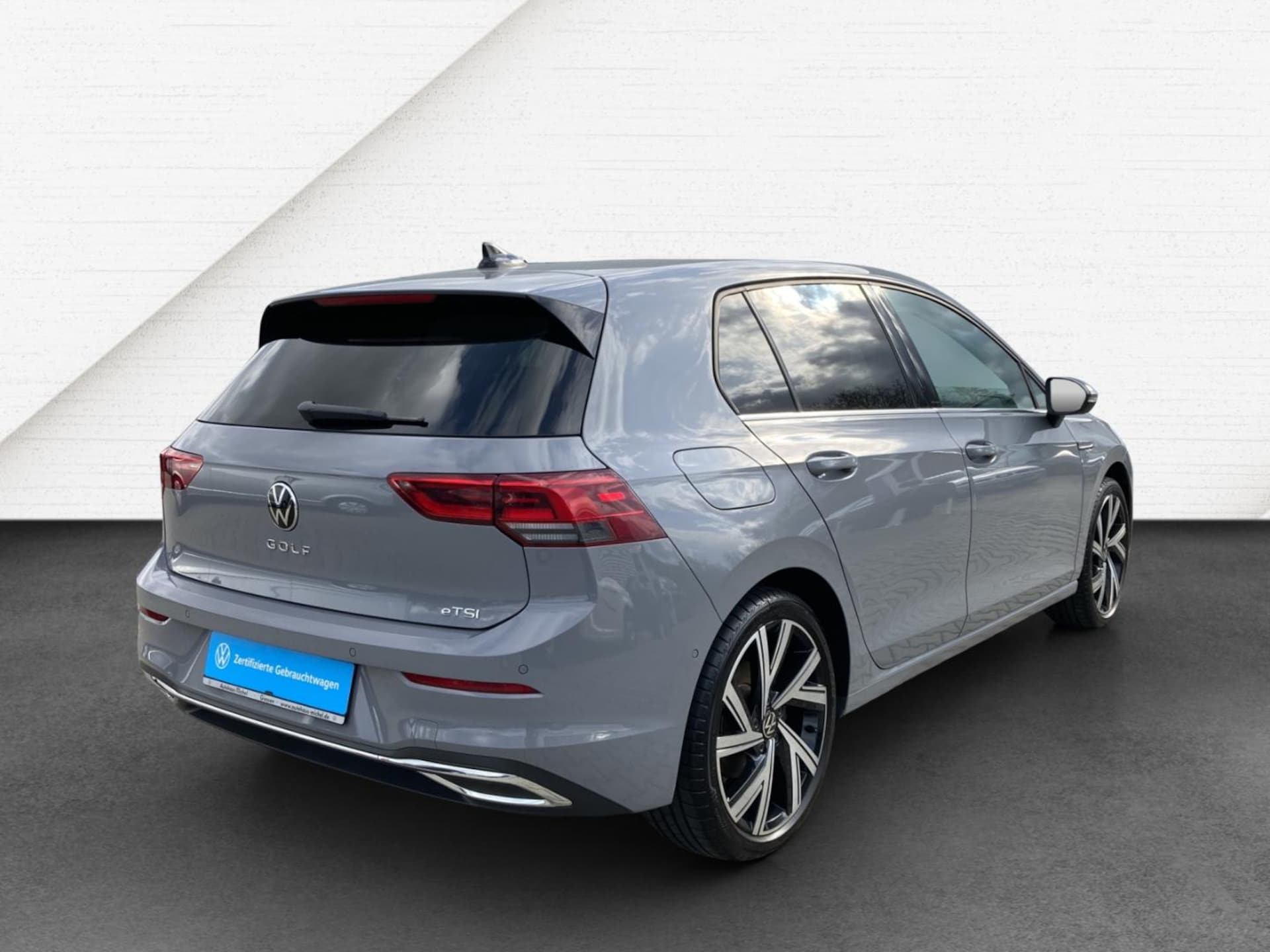 Volkswagen Golf Style