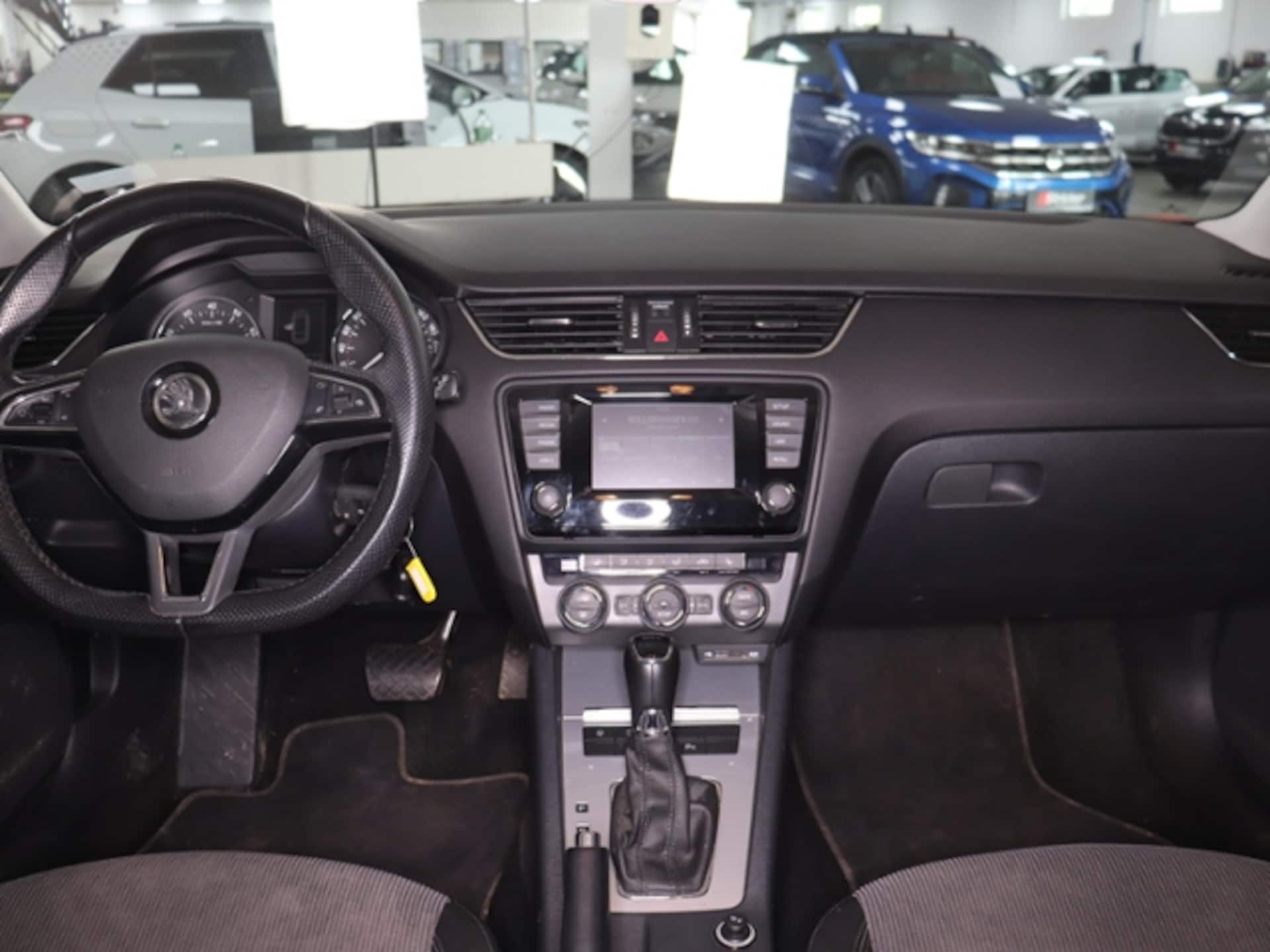Skoda Octavia Combi Elegance