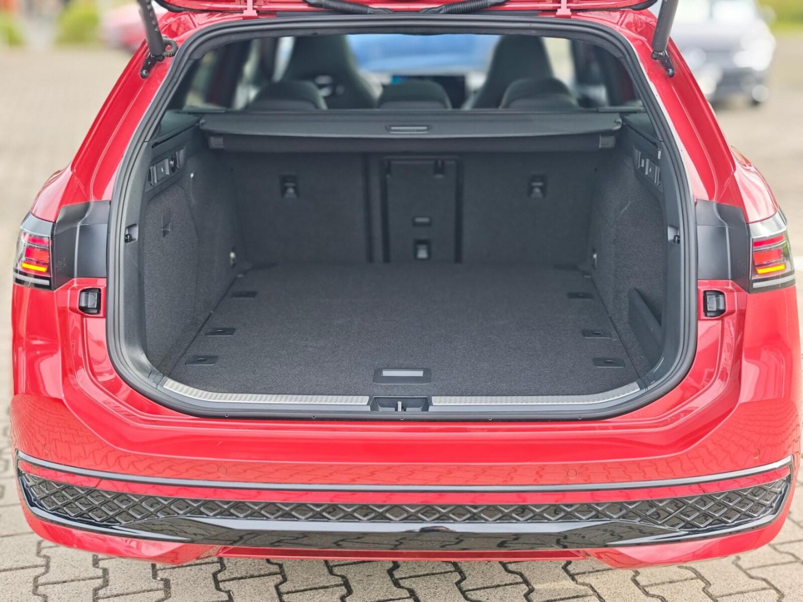 Volkswagen Passat – Bild 16