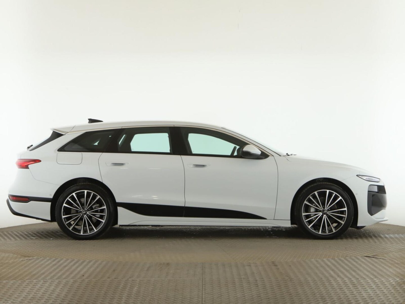 Audi A6 Avant e-tron – Bild 9