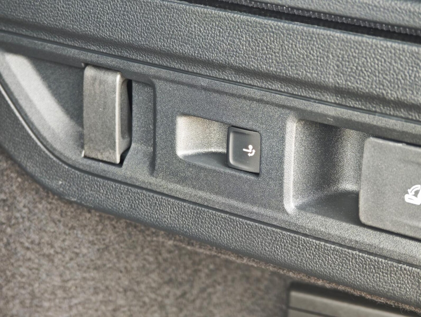 Volkswagen Passat – Bild 17
