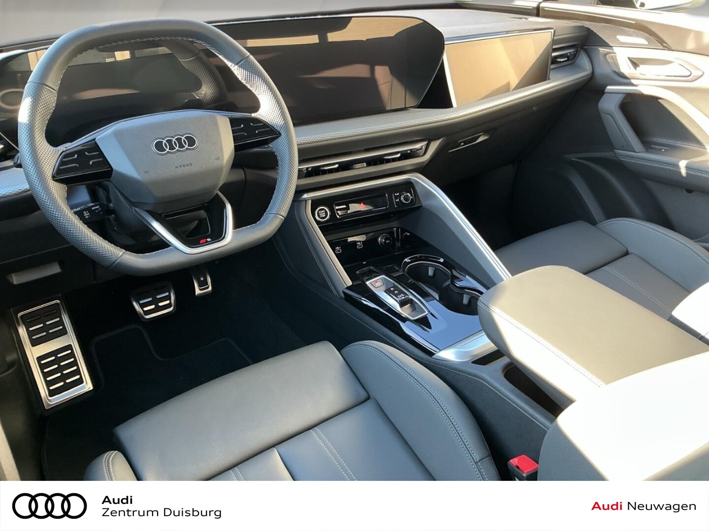 Bild über Audi Q5 SUV TDI quattro 150 kW S tronic - für weitere Informationen kontaktieren Sie den Audi Partner