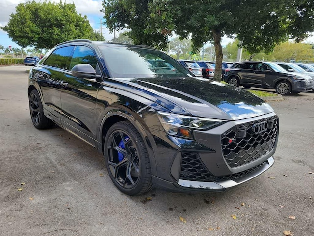 2026 Audi RS Q8 SUV performance