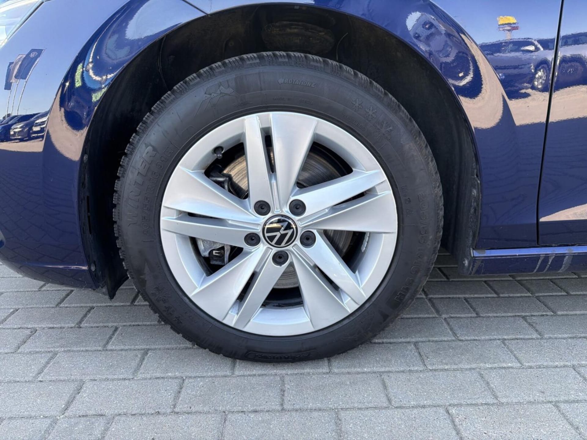 Volkswagen Golf Variant Life