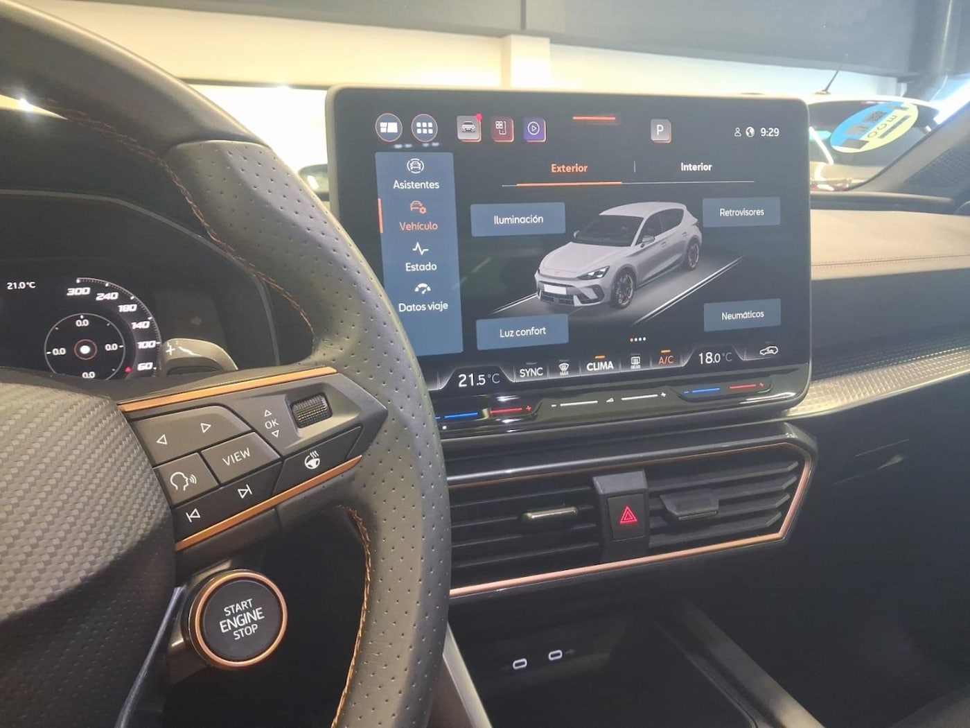 CUPRA Leon León 1.5 eTSI DSG 110 kW (150 CV) — photo 13