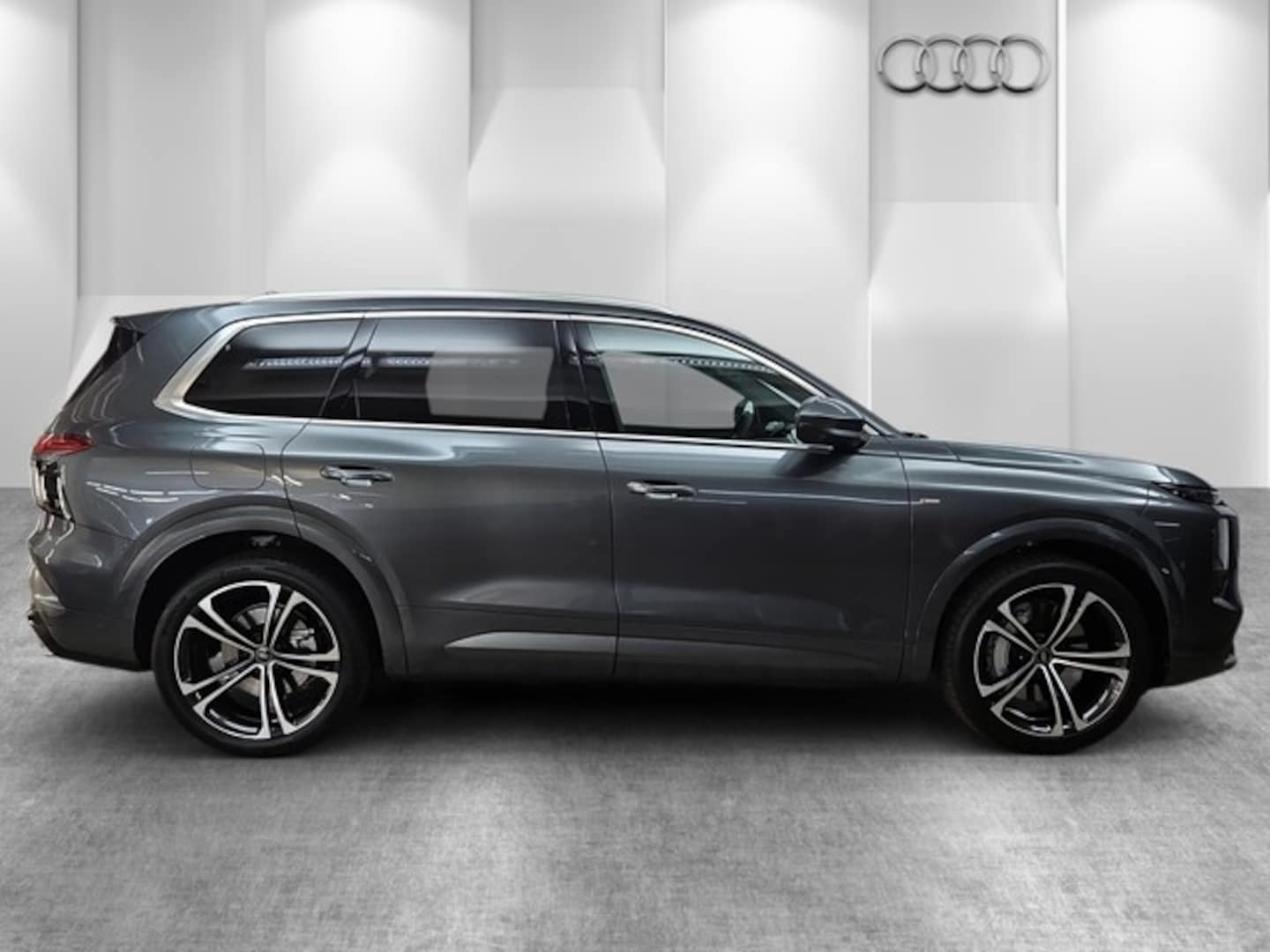 Bild über Audi Q7 SUV TDI quattro 220 kW tiptronic - für weitere Informationen kontaktieren Sie den Audi Partner