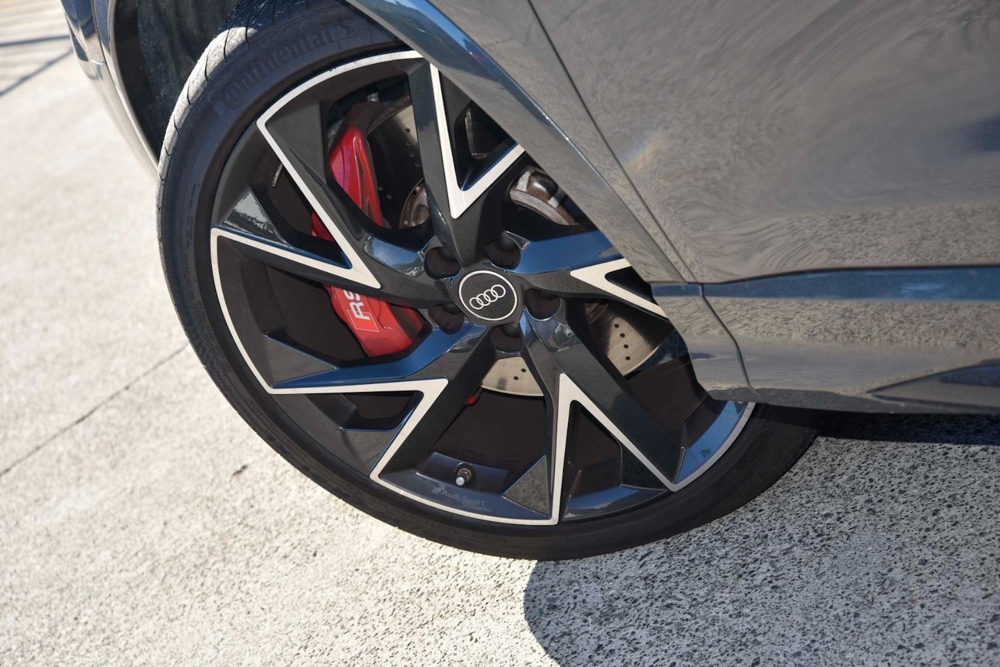 Image about Audi RS Q3 TFSI quattro S tronic