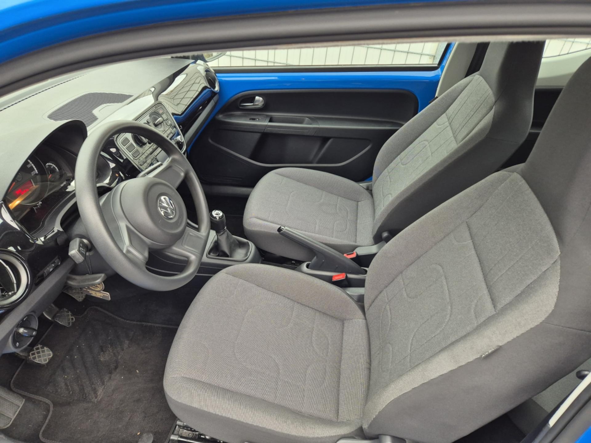 Volkswagen up! move up!