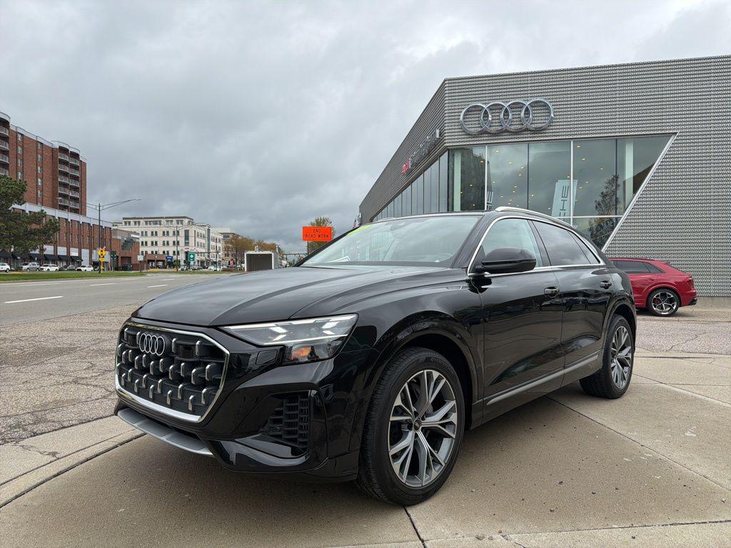 2024 Audi Q8 55 Prestige Tiptonic quattro's photo