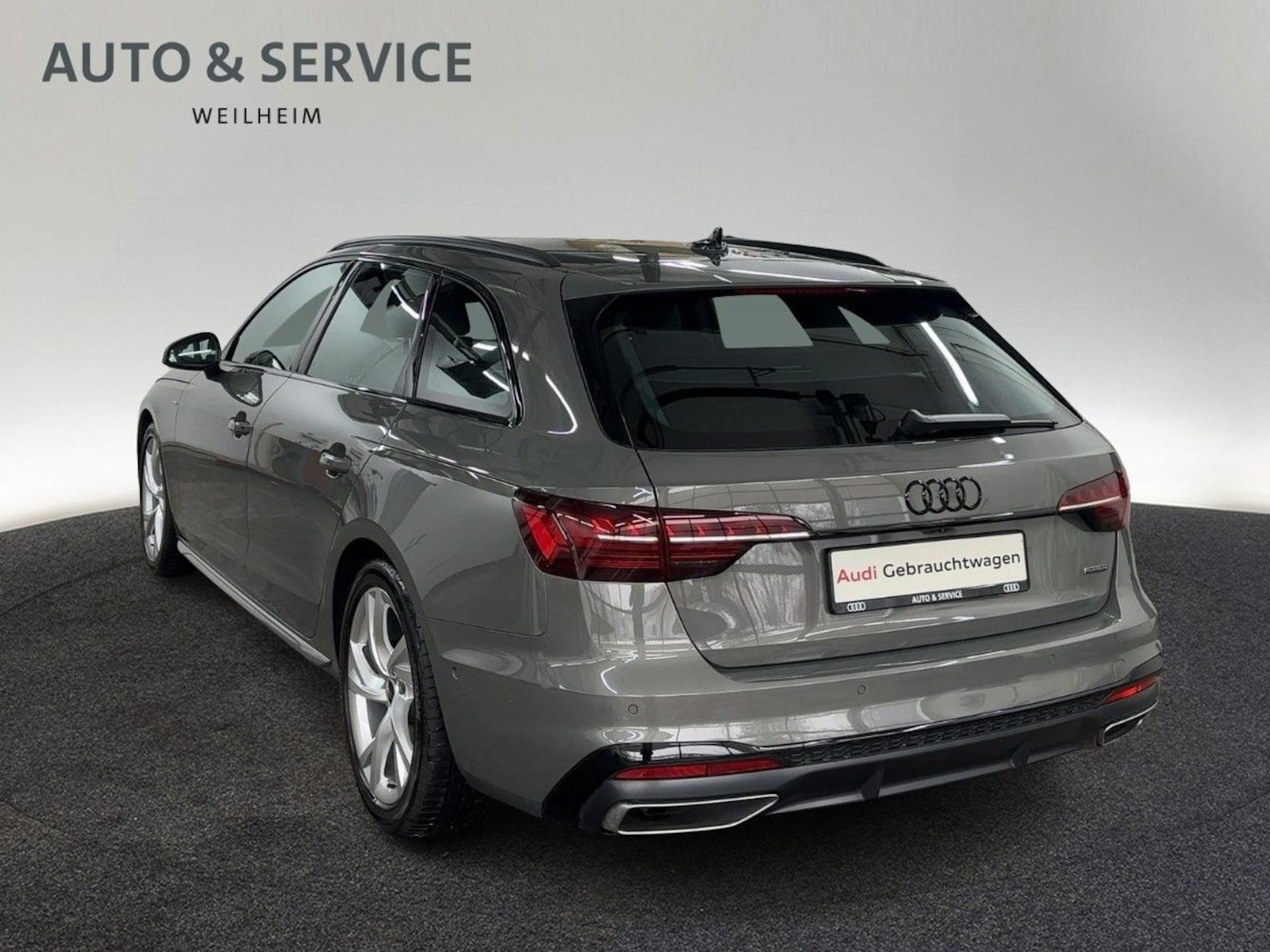 Audi A4 Avant S line