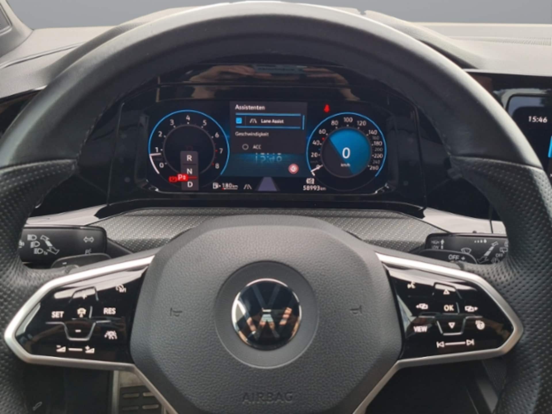 Volkswagen Golf Variant R-Line