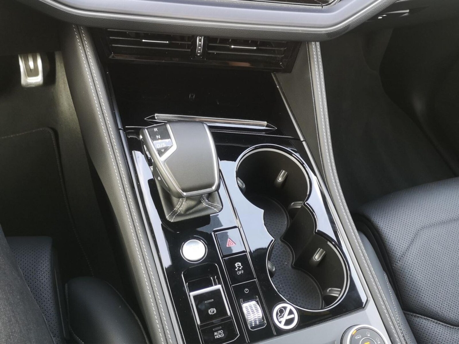 Volkswagen Touareg – Bild 12