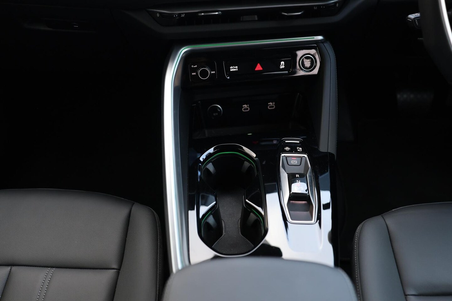 Image about Audi Q5 SUV TFSI 150 kW