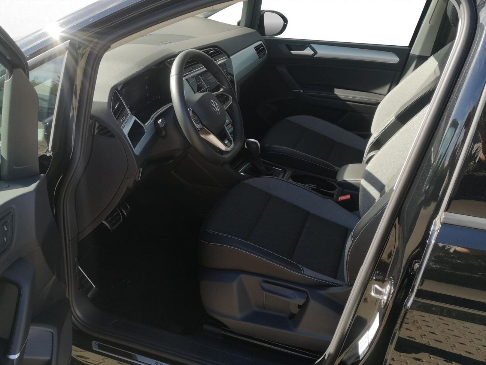 Volkswagen Touran – Bild 16