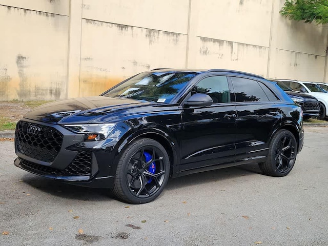 2026 Audi RS Q8 SUV performance