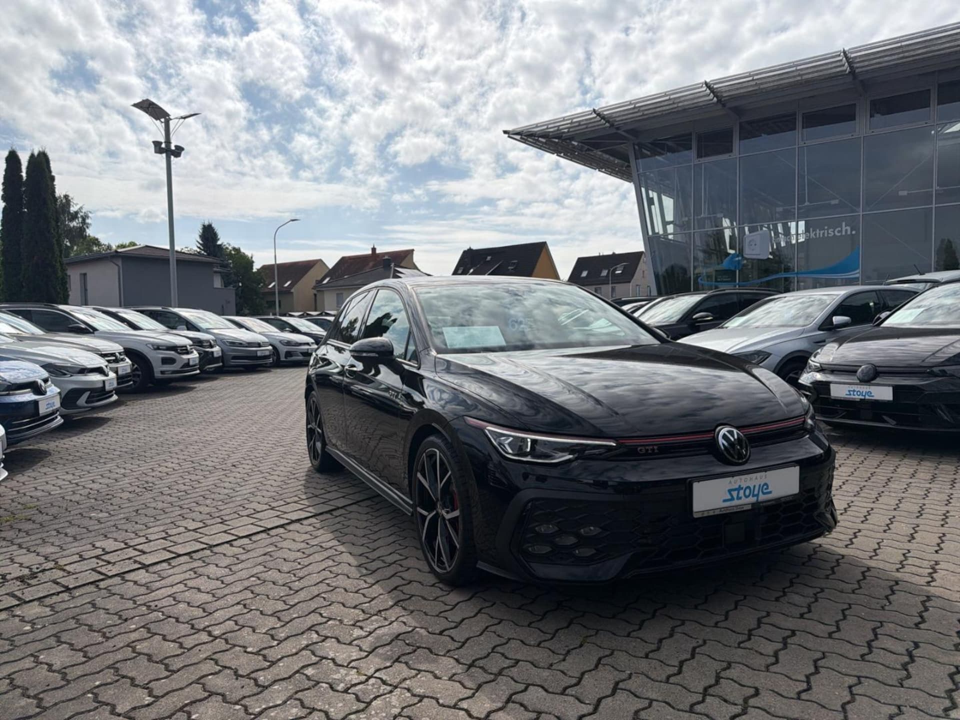 Volkswagen Golf GTI