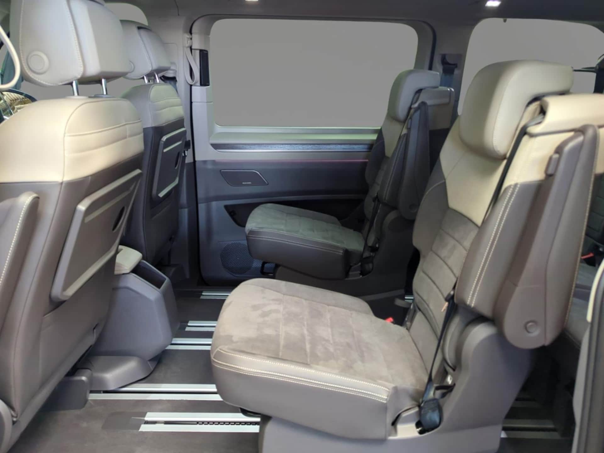 Volkswagen Multivan Style