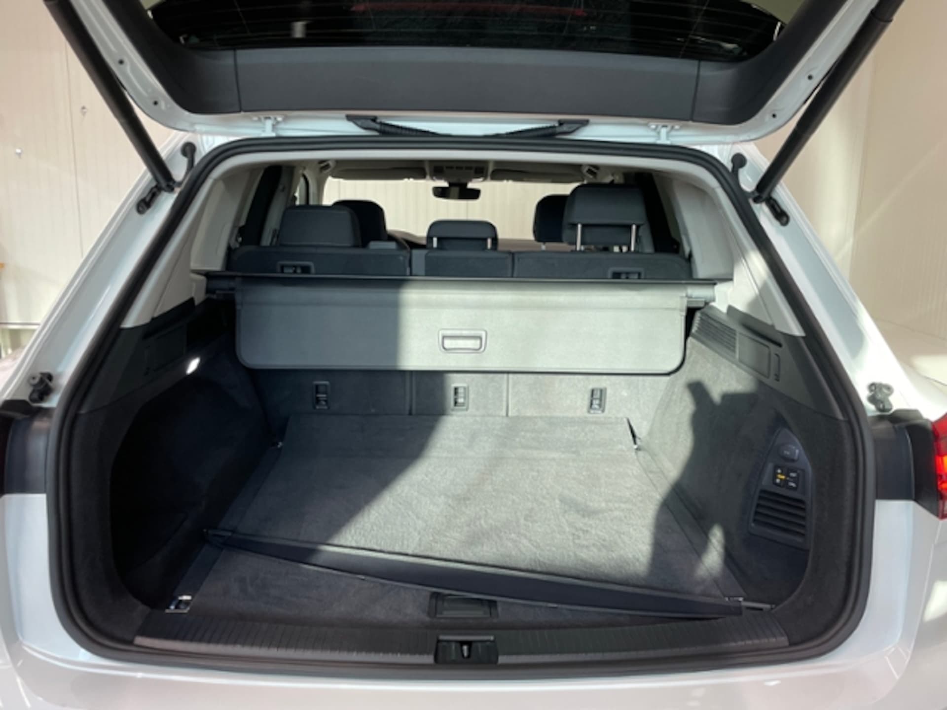Volkswagen Touareg Basis-Modell