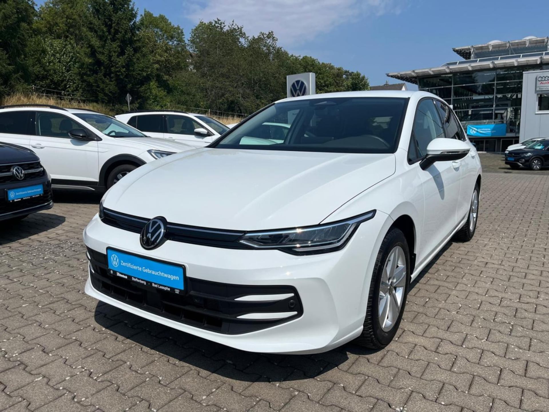 Volkswagen Golf Life