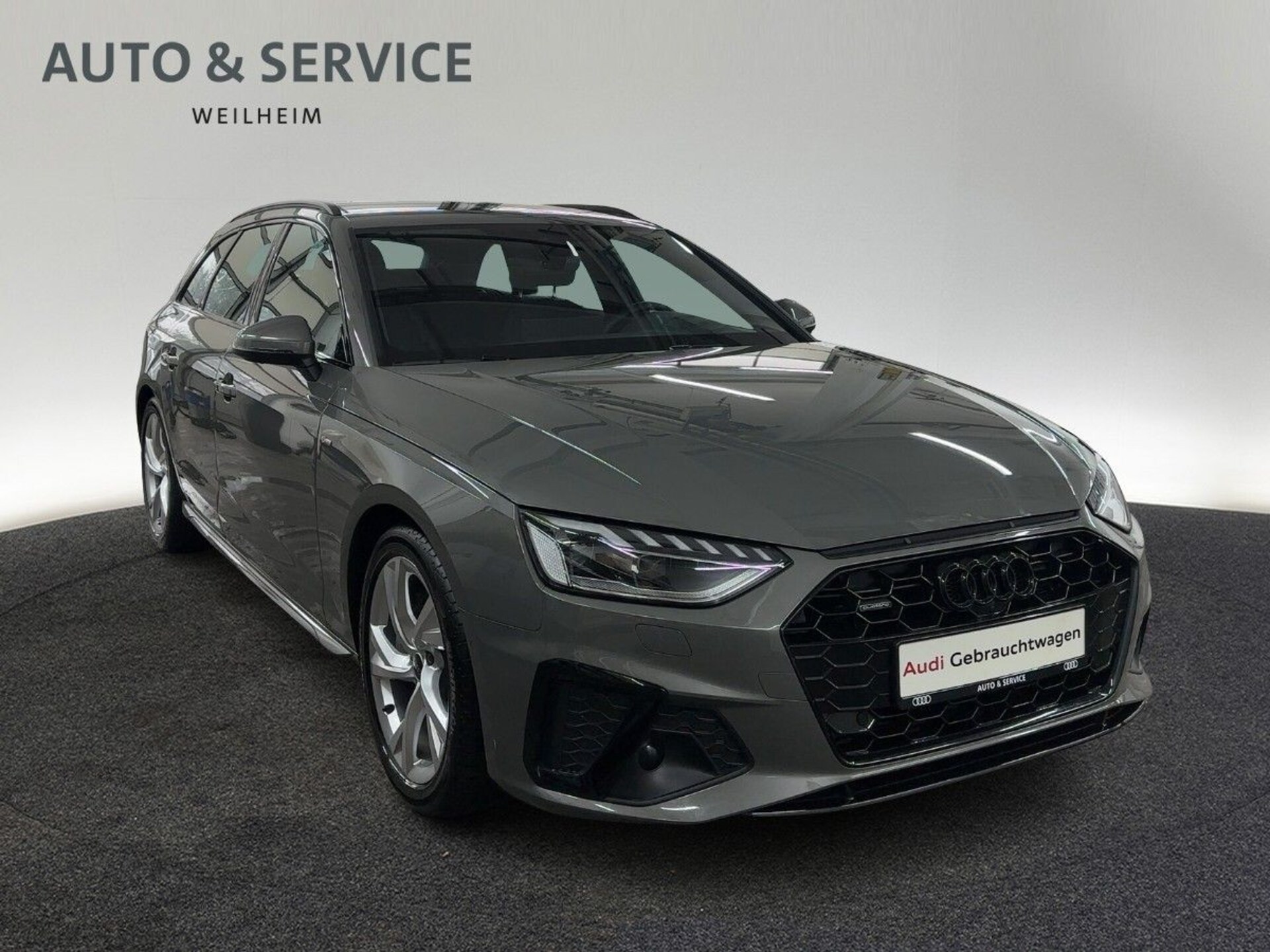 Audi A4 Avant S line