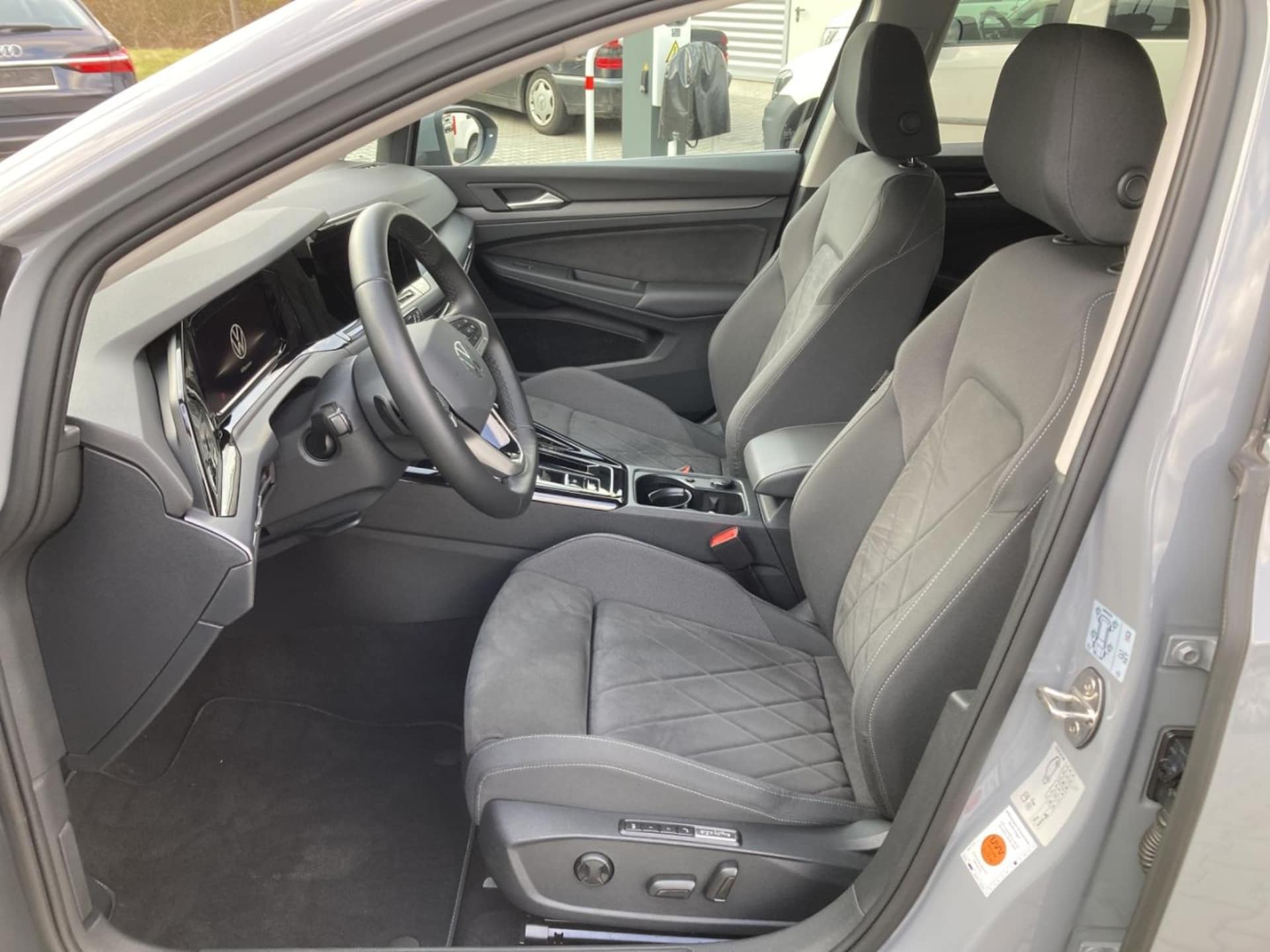 Volkswagen Golf Style