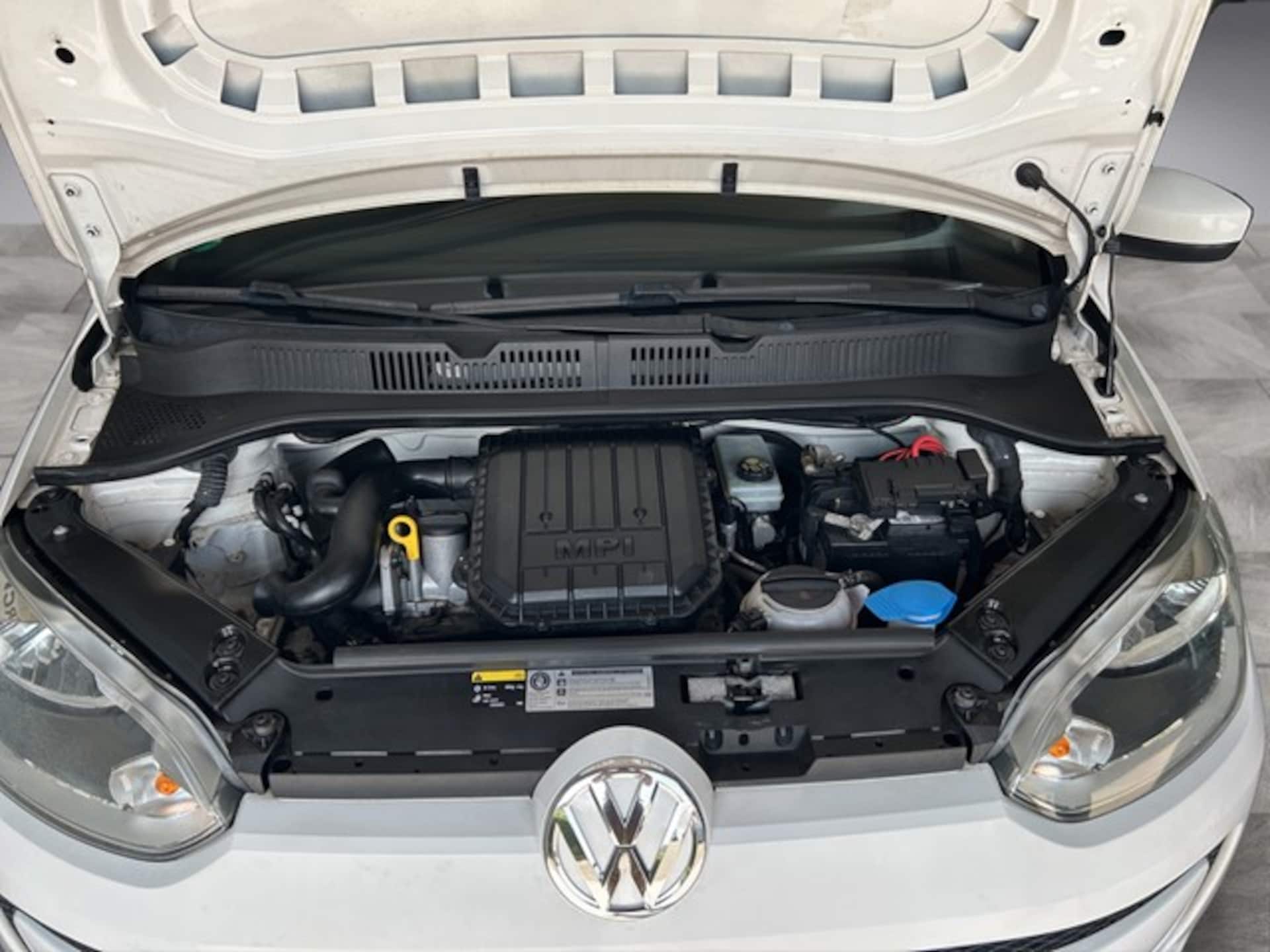 Volkswagen up! move up!