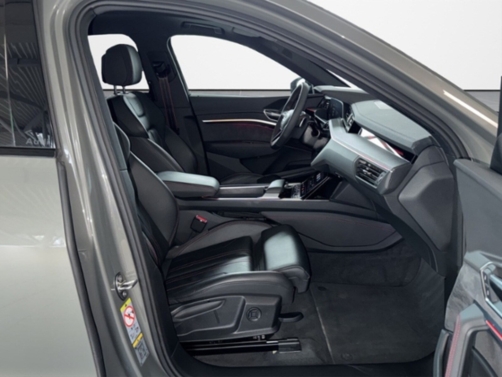 Audi Q8 Sportback e-tron – Bild 16