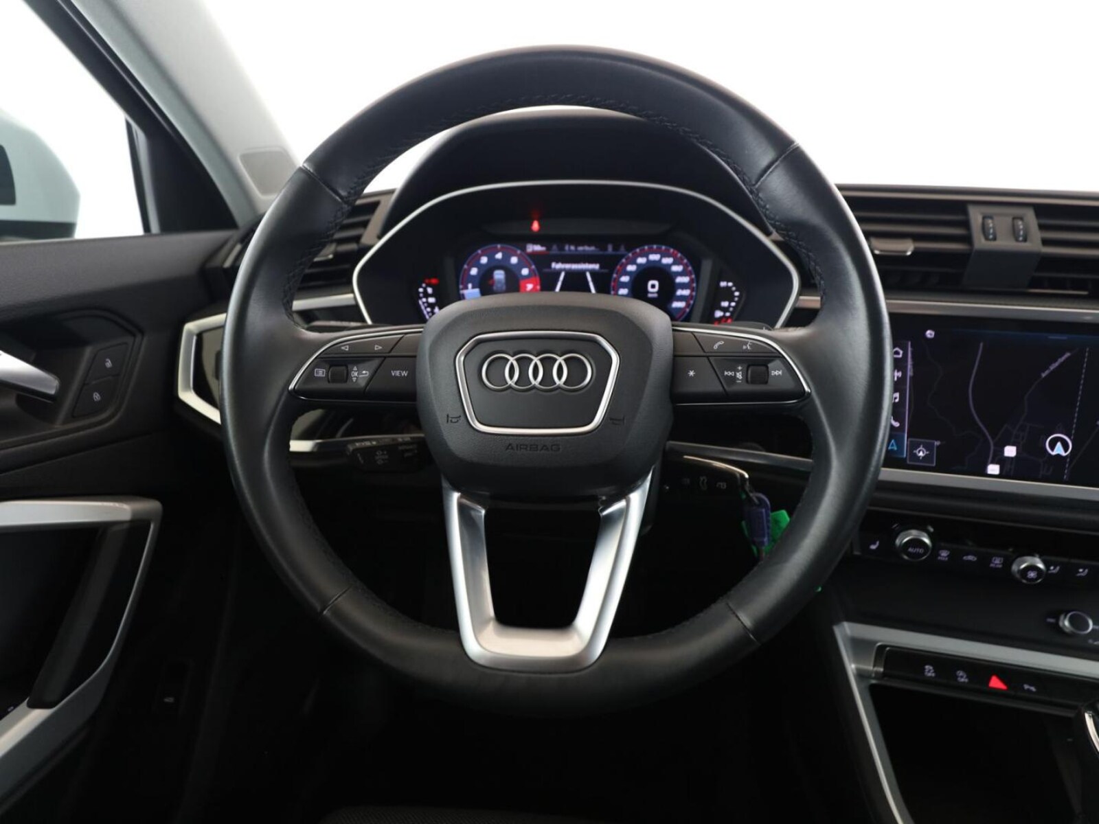 Audi Q3 – Bild 14