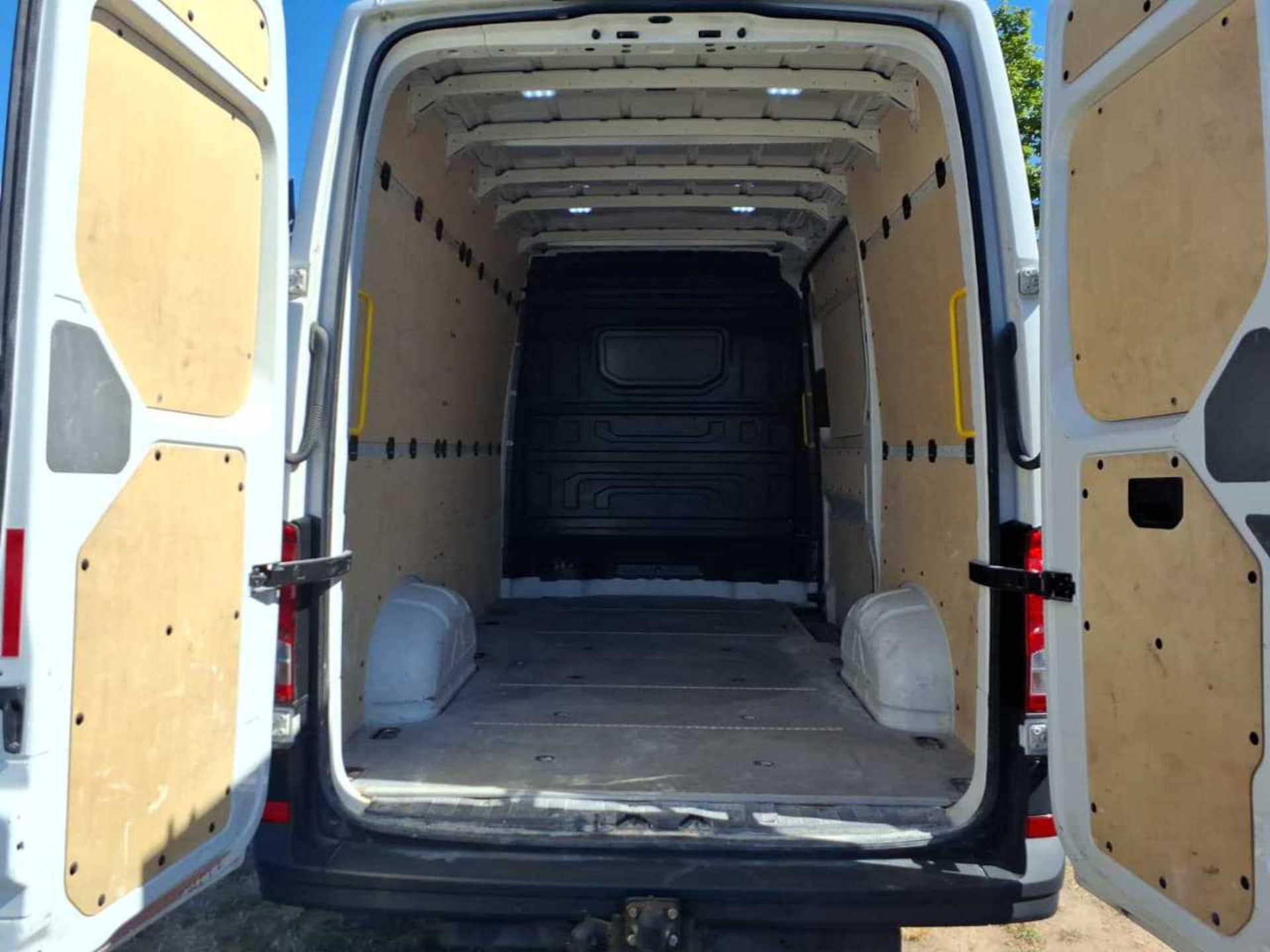 Volkswagen Crafter Kasten mittlerer Radstand